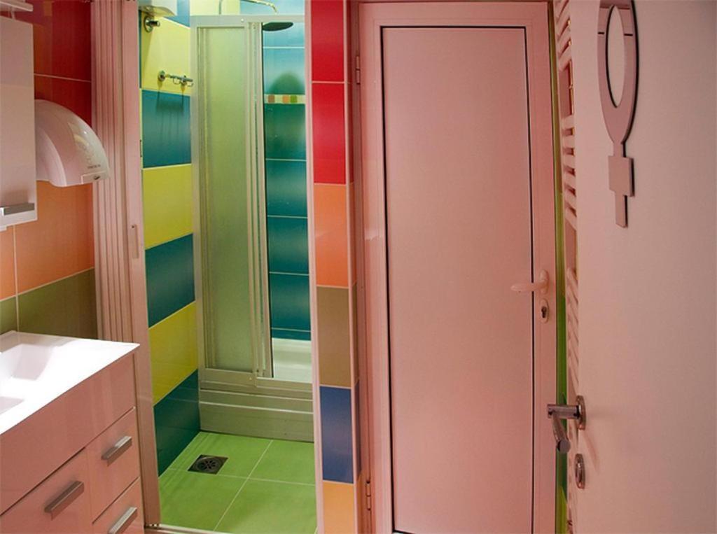 Pop Art Hostel Белград Екстериор снимка