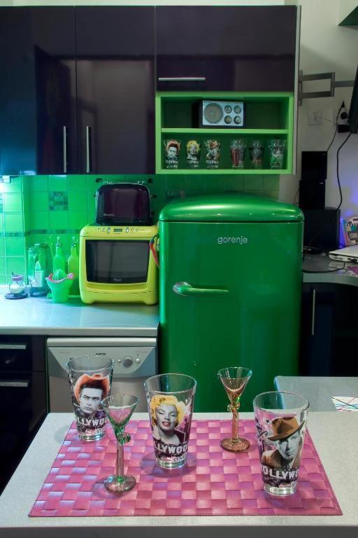 Pop Art Hostel Белград Екстериор снимка