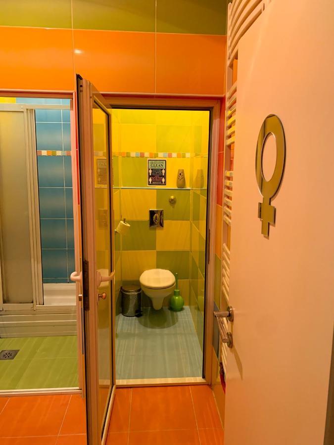Pop Art Hostel Белград Екстериор снимка