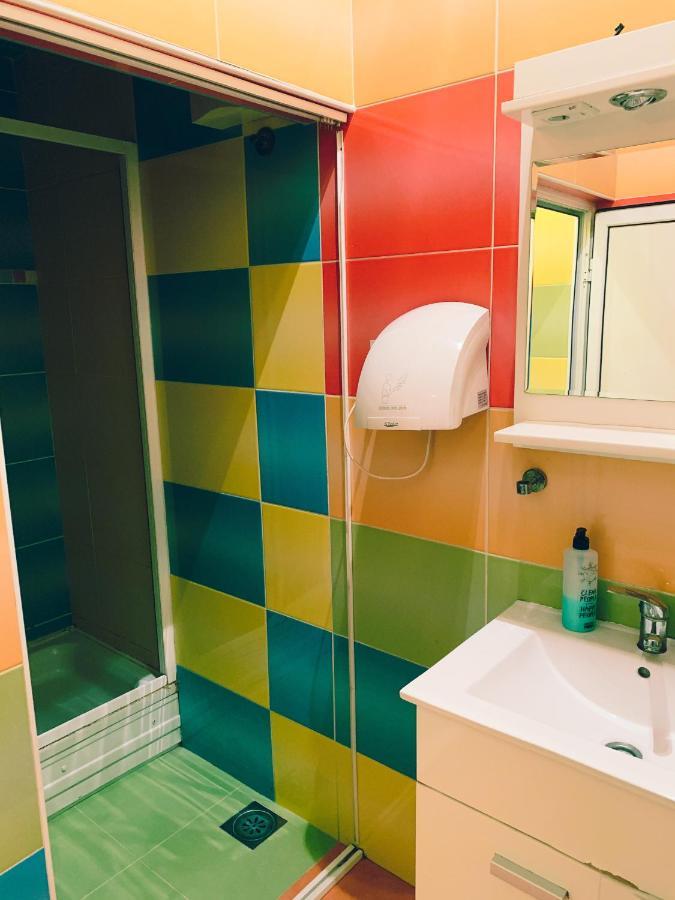 Pop Art Hostel Белград Екстериор снимка