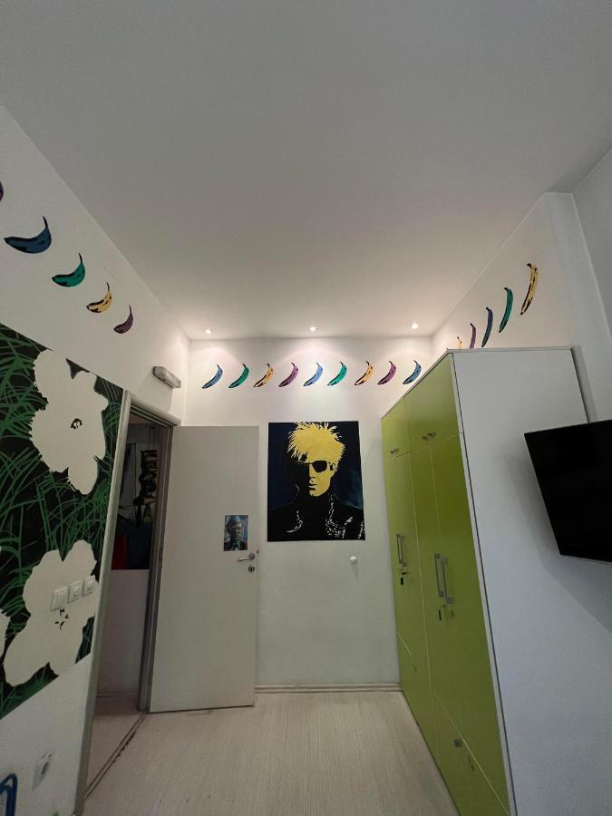Pop Art Hostel Белград Екстериор снимка