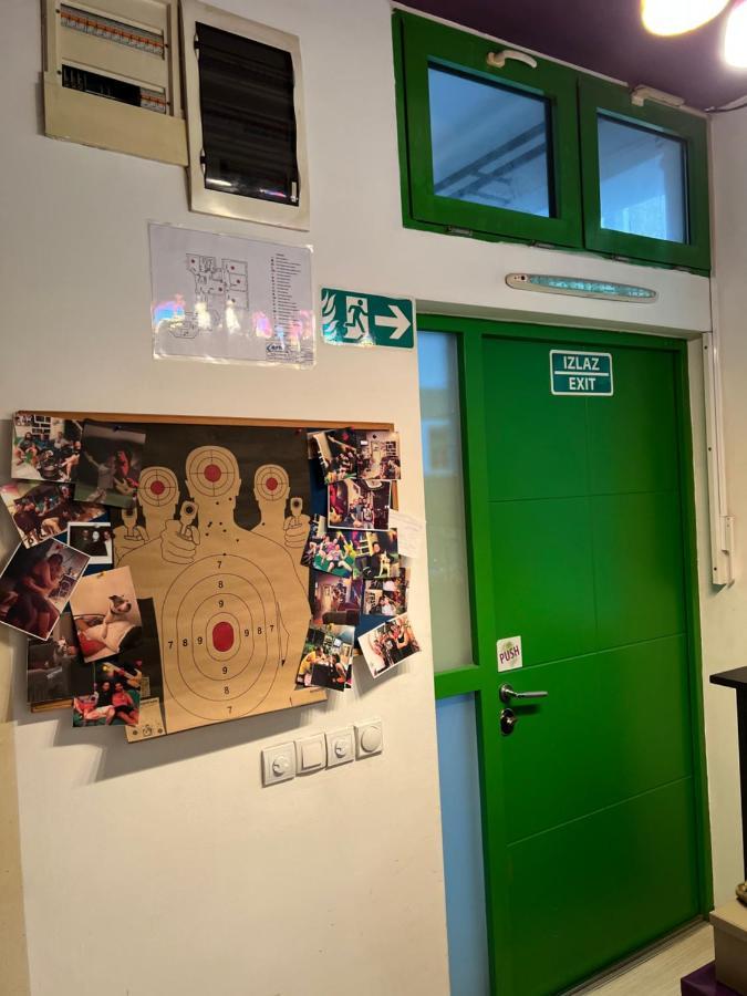 Pop Art Hostel Белград Екстериор снимка
