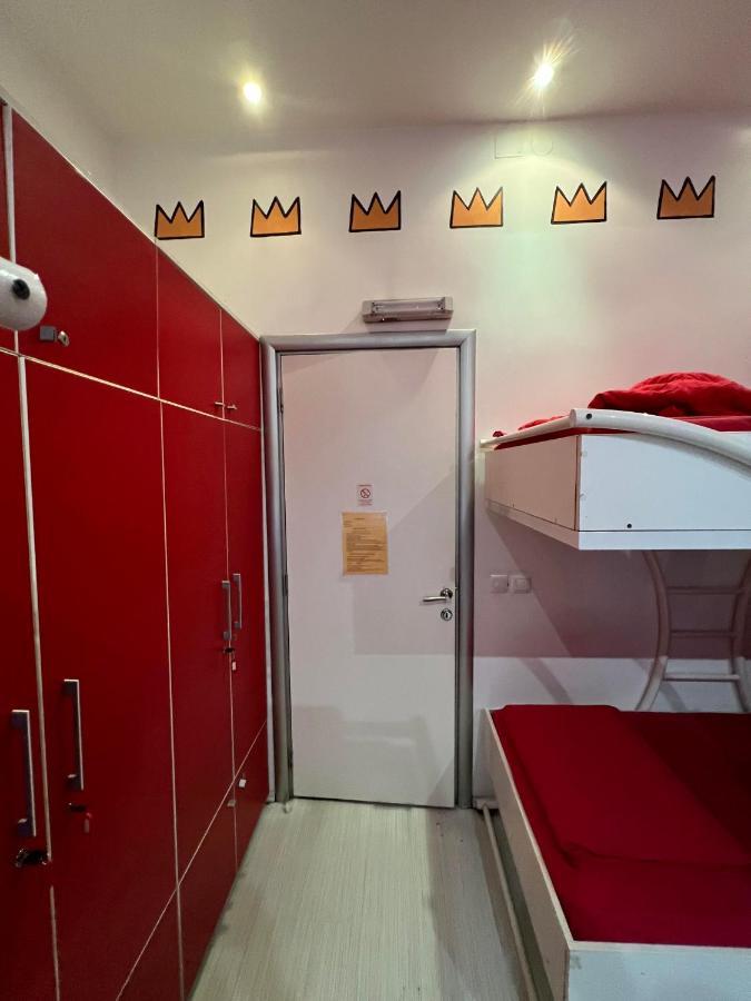 Pop Art Hostel Белград Екстериор снимка